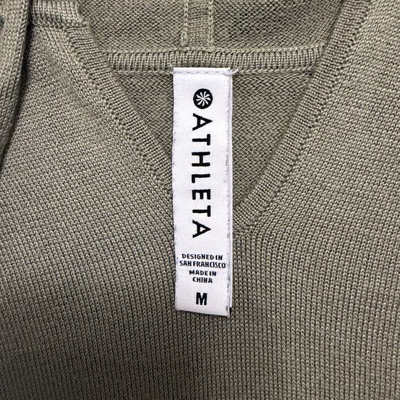 Athleta Evergreen Sweater Hoodie Sage Green Pullover Kangaroo Pocket Medium - Picture 3 of 10